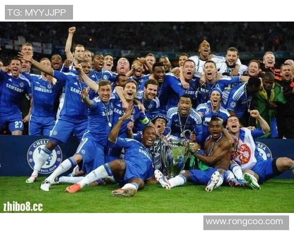 退役足球明星齐聚一堂精彩赛事回顾视频播放盛况再现